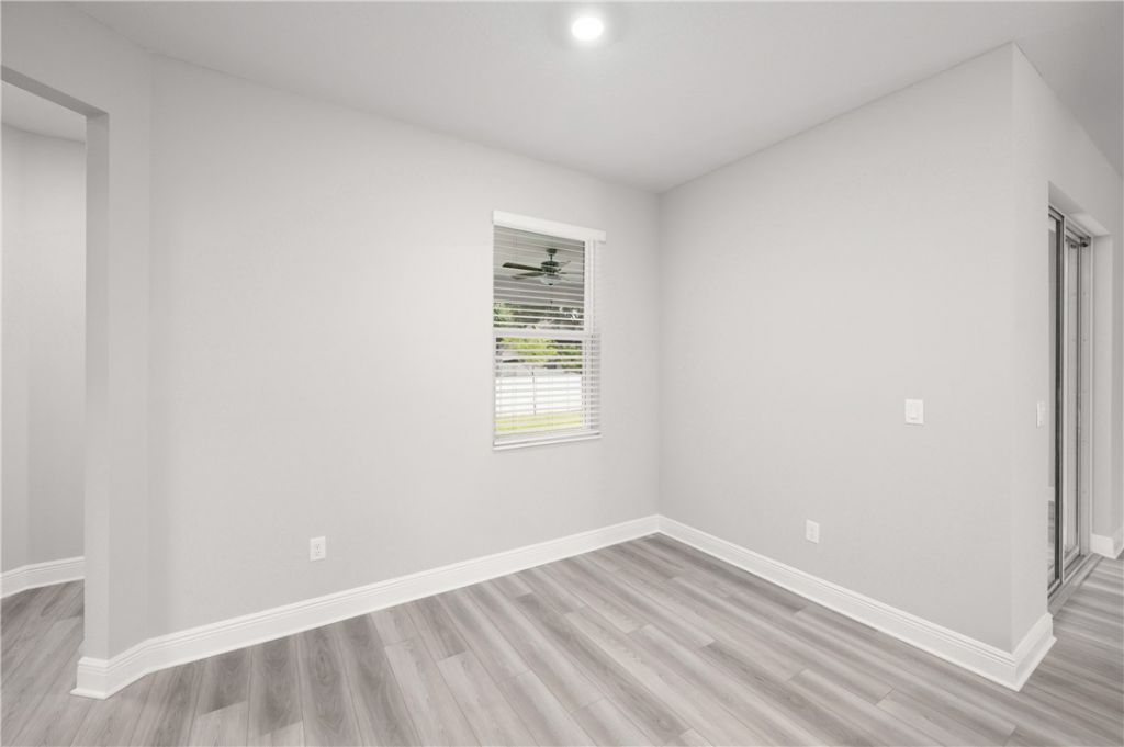 9345 101st Avenue , Vero Beach, FL 32967 Photo