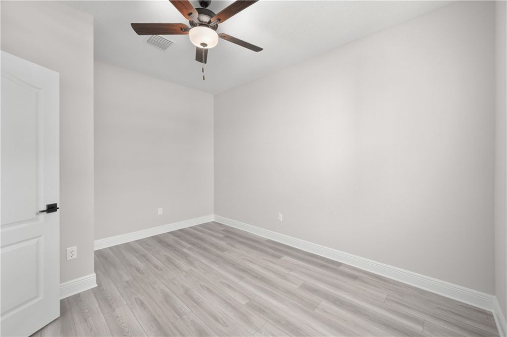9345 101st Avenue , Vero Beach, FL 32967 Photo