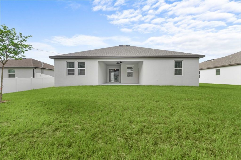 9345 101st Avenue , Vero Beach, FL 32967 Photo