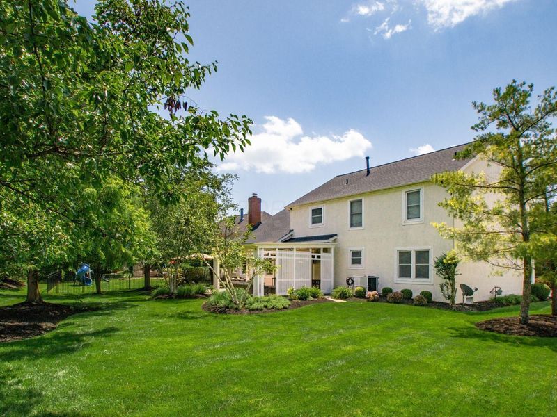 5445 Forest Highlands Court, Westerville, OH 43082 Photo 17