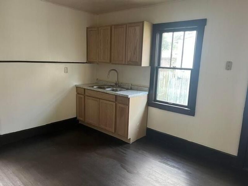89 S Brownell Street , Chillicothe, OH 45601 Photo 8