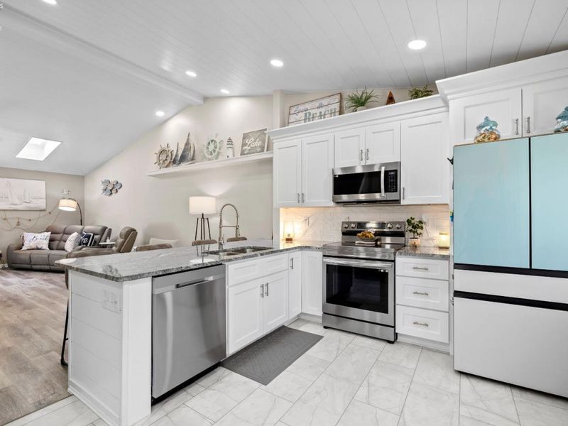 400 Lighthouse Oval, Marblehead, OH 43440 Photo 11