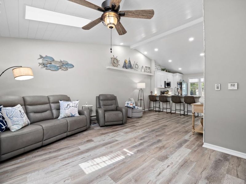 400 Lighthouse Oval, Marblehead, OH 43440 Photo 6