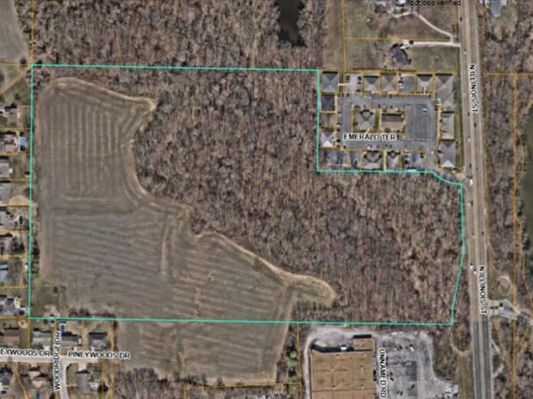 3089 N Illinois Street , Swansea, IL 62226