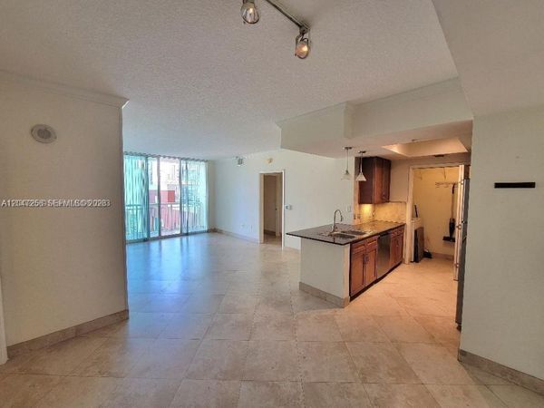 2000 N Bayshore Dr , Unit 707, Miami, FL 33137