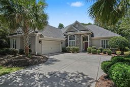 640 Oxbow Dr. photo 4