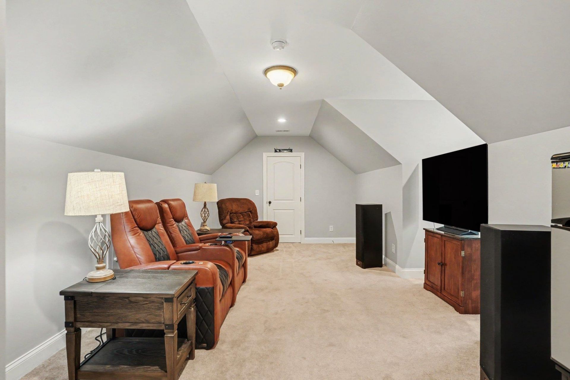 640 Oxbow Dr. Photo 28