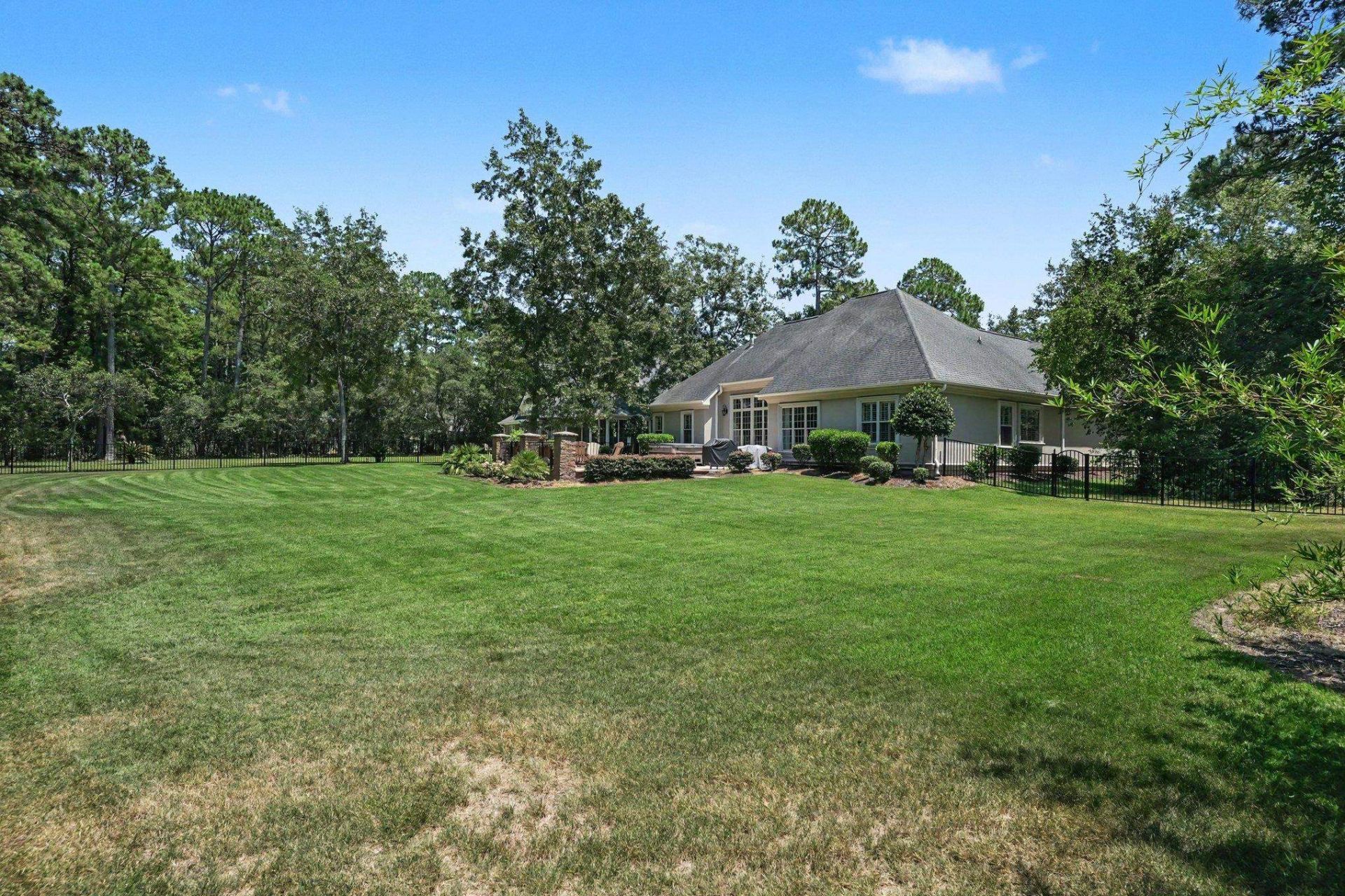 640 Oxbow Dr. Photo 38
