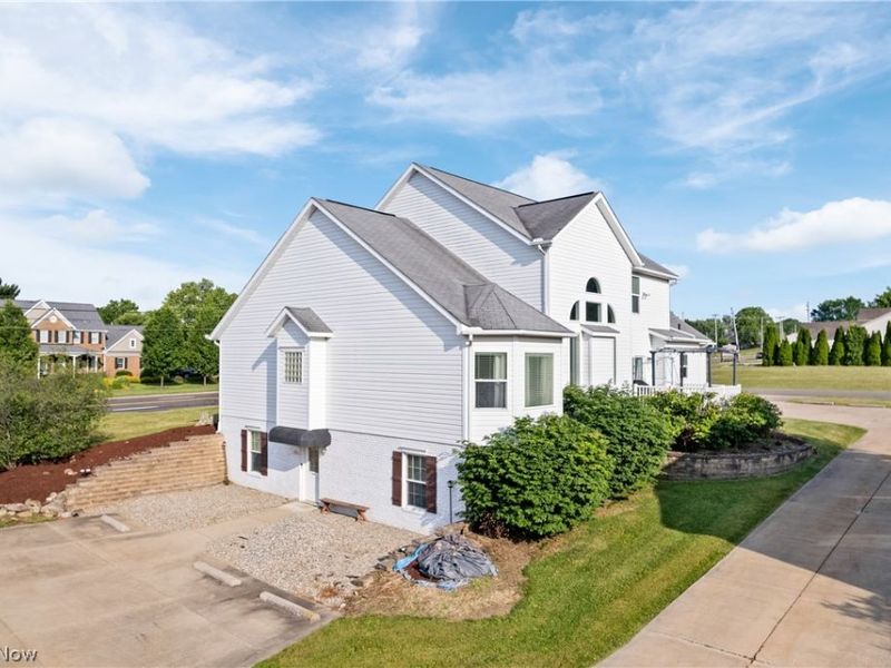 10689 Cleveland Avenue NW, Uniontown, OH 44685 Photo 38