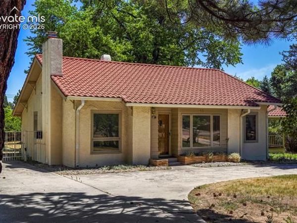 15 1st Street, Colorado Springs, CO 80906