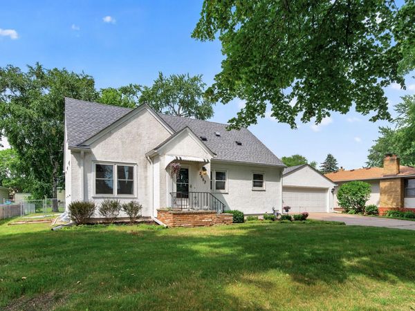 2663 16th Avenue E, North Saint Paul, MN 55109