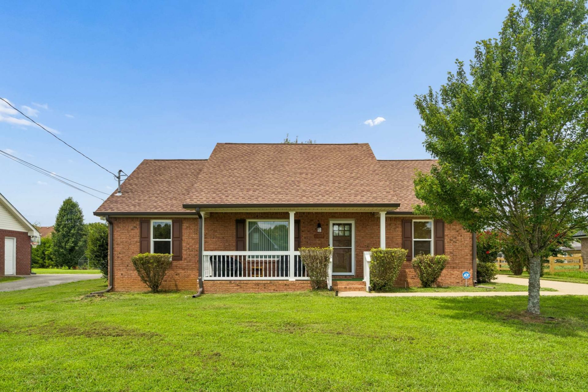 1027 Auldridge Dr, Christiana, TN 37037 Main Photo