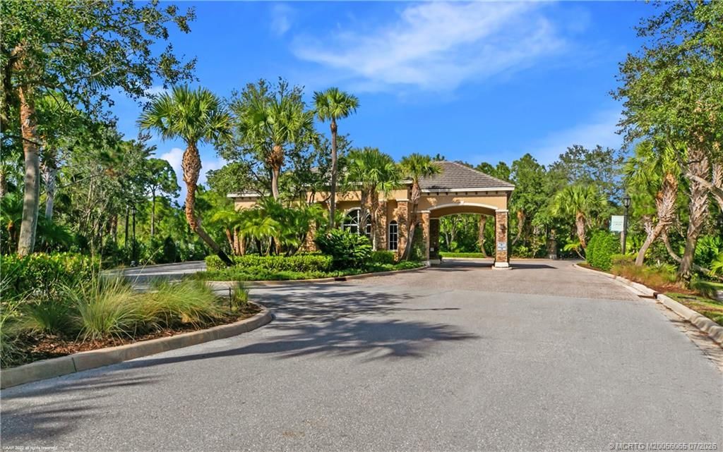 3153 SW English Garden Drive, Palm City, FL 34990 Photo
