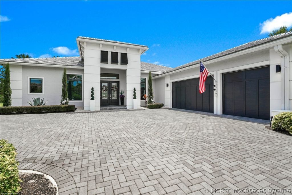 3153 SW English Garden Drive, Palm City, FL 34990 Photo