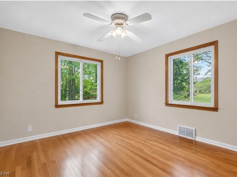 2426 Lander Road, Pepper Pike, OH 44124 Photo 20