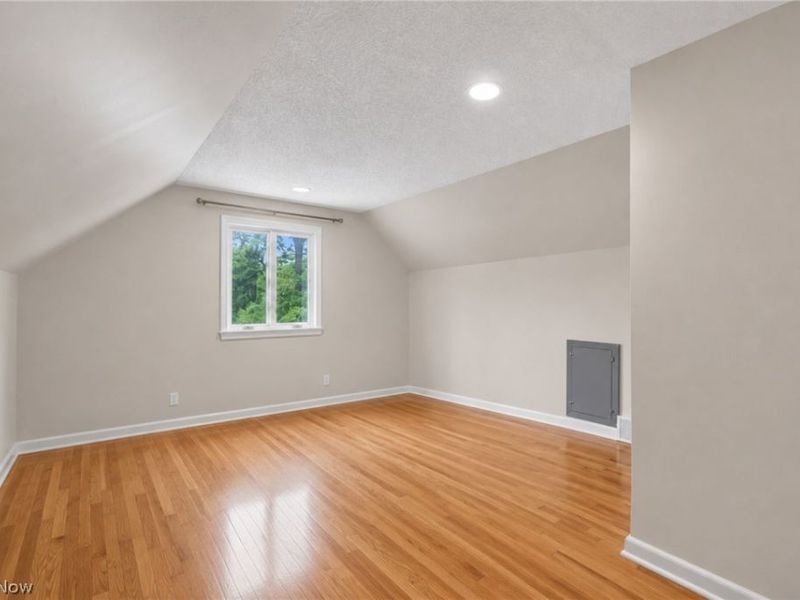 2426 Lander Road, Pepper Pike, OH 44124 Photo 26