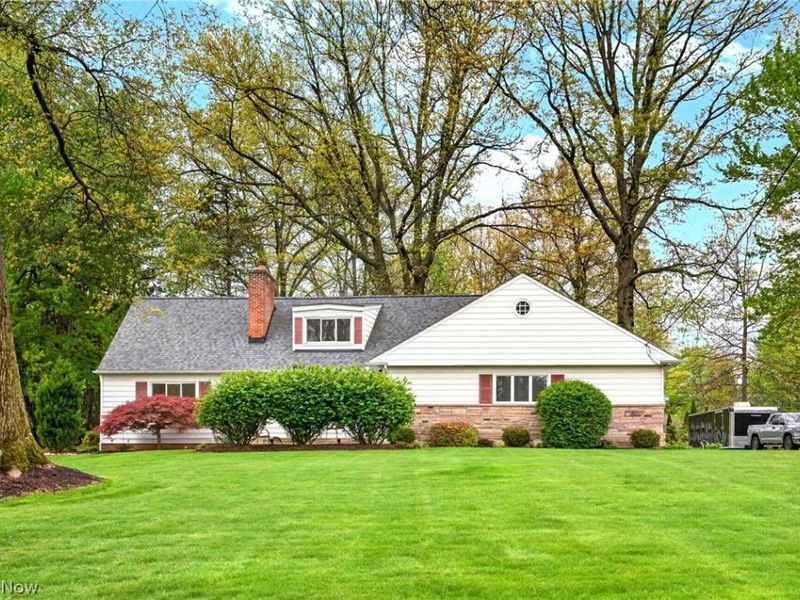 2426 Lander Road, Pepper Pike, OH 44124 Photo 3