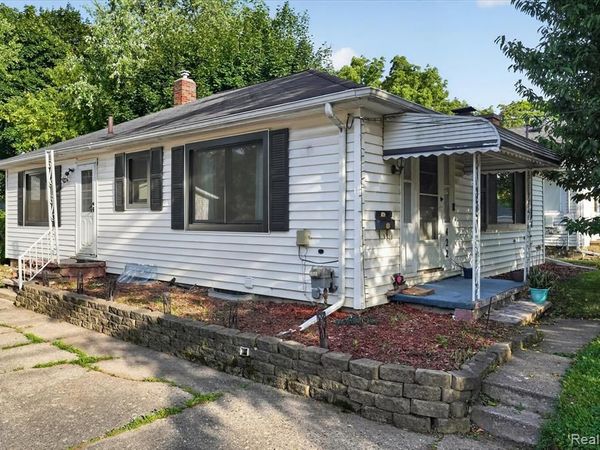 422 N Francis Avenue, Lansing, MI 48912