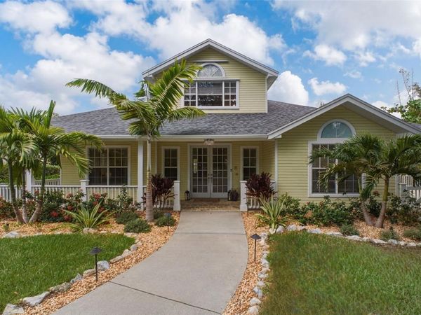 266 FLORIDA BOULEVARD , CRYSTAL BEACH, FL 34681