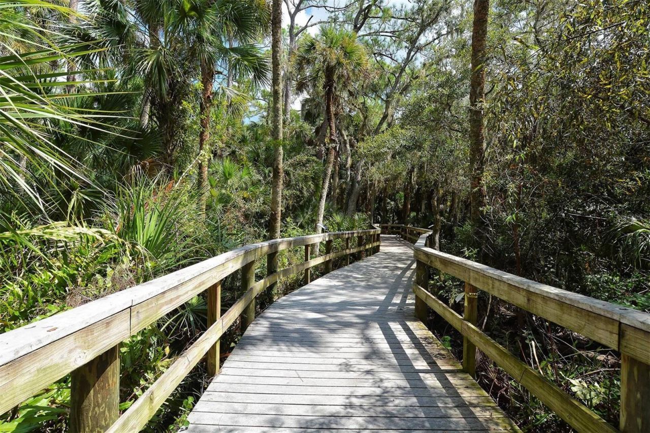 225 Pesaro Drive, North Venice, FL 34275 Photo