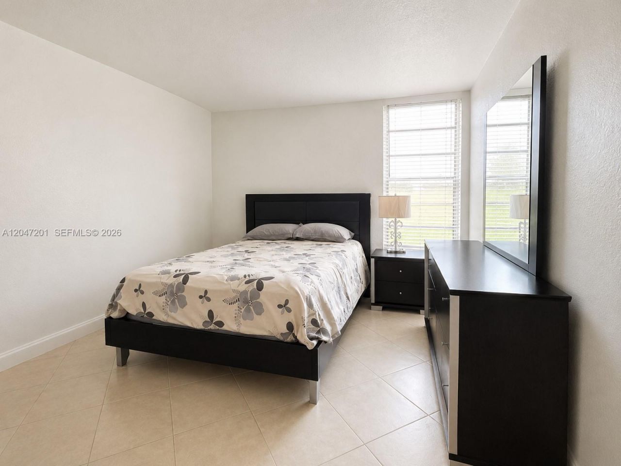 8870 Fontainebleau Blvd , Unit 106, Miami, FL 33172 Photo