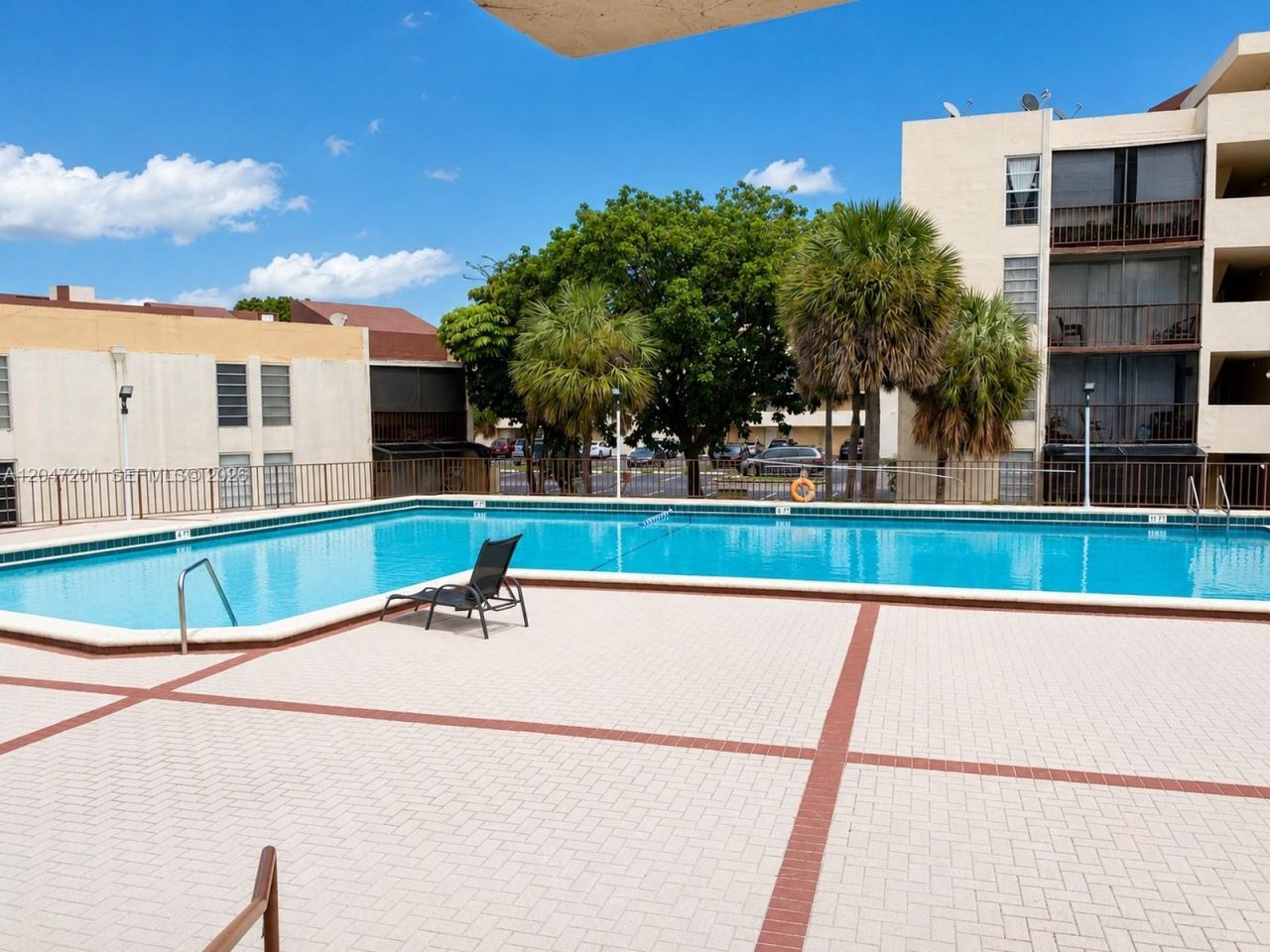 8870 Fontainebleau Blvd , Unit 106, Miami, FL 33172 Photo
