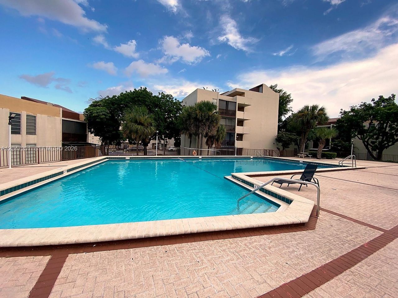 8870 Fontainebleau Blvd , Unit 106, Miami, FL 33172 Photo