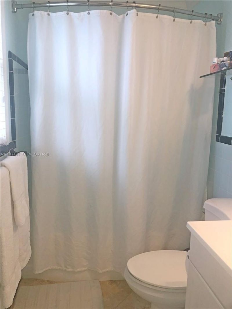 3230 NE 13th St, Unit 2, Pompano Beach, FL 33062 Photo