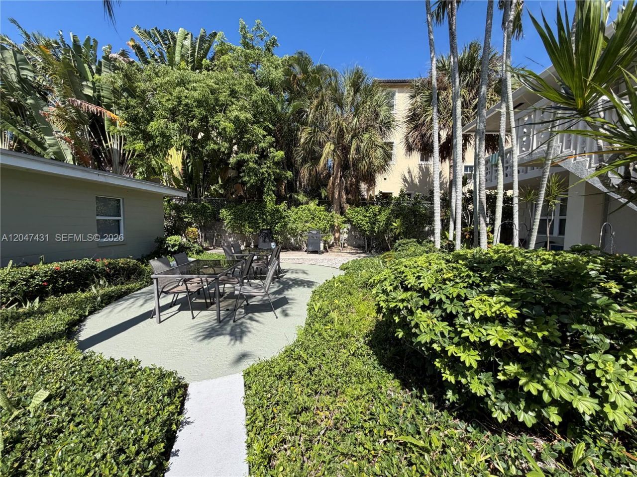 3230 NE 13th St, Unit 2, Pompano Beach, FL 33062 Photo