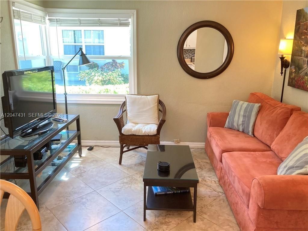 3230 NE 13th St, Unit 2, Pompano Beach, FL 33062 Photo