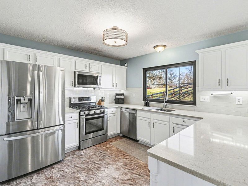 204 University Drive, Walton, KY 41094 Photo 11