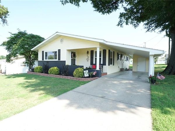 610 Houston St , Dexter, MO 63841