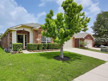 6260 Granite Creek Drive, Fort Worth, TX 76179