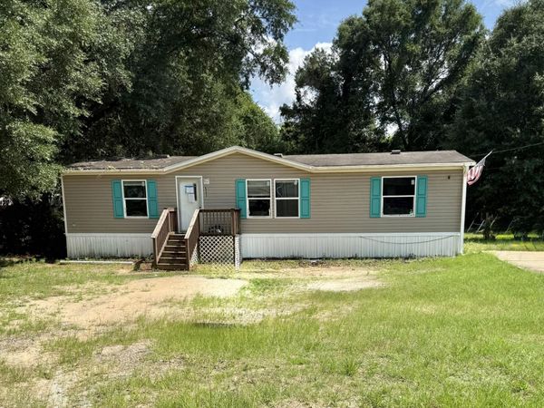 545 E Williams Avenue, Crestview, FL 32539