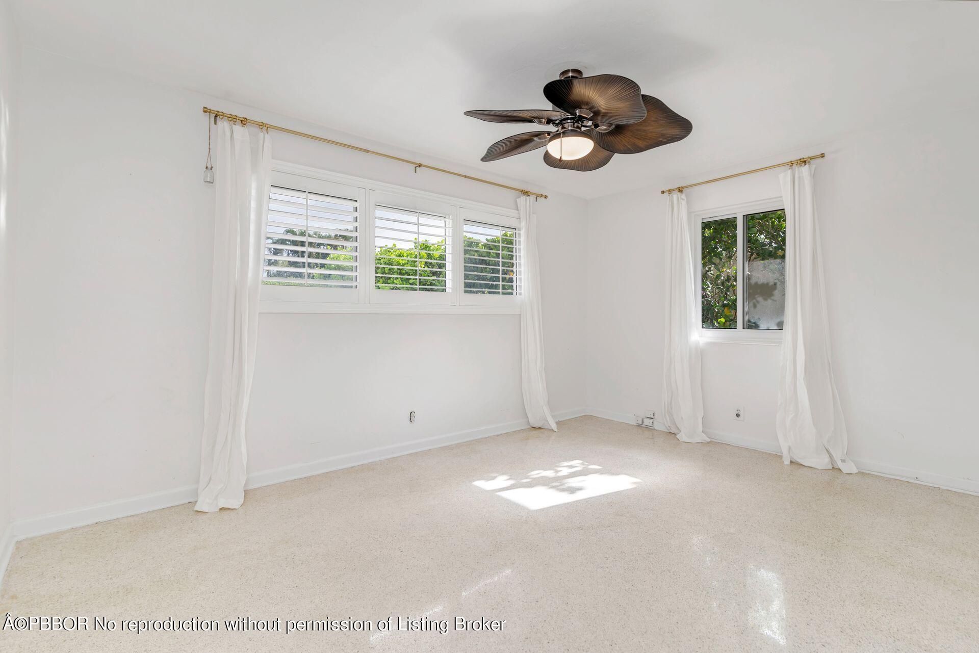 246 Gray Street, West Palm Beach, FL 33405 Photo