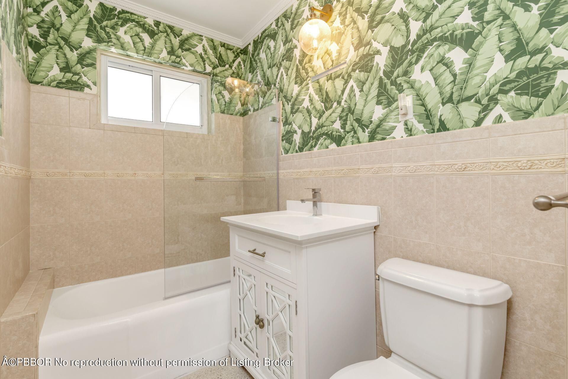 246 Gray Street, West Palm Beach, FL 33405 Photo