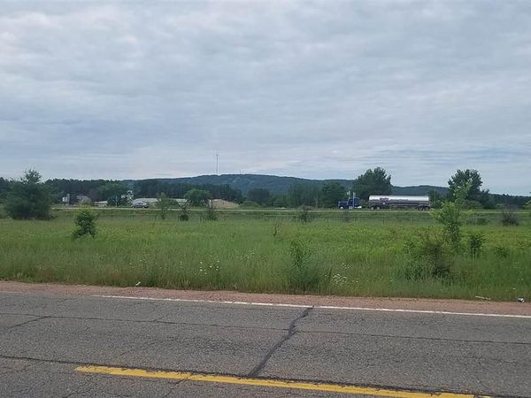 5801 STEWART AVENUE, Wausau, WI 54401