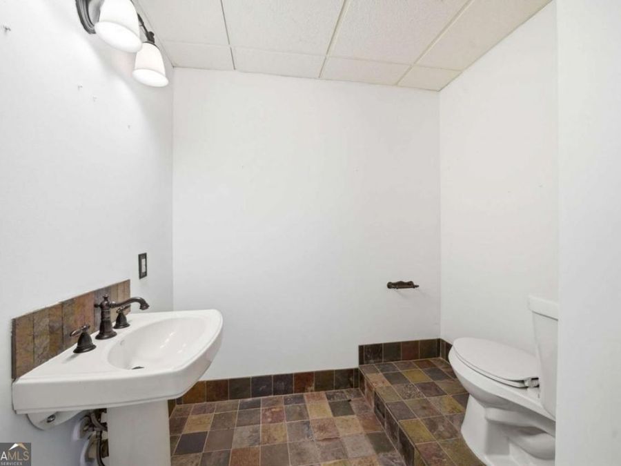 Property Image 58