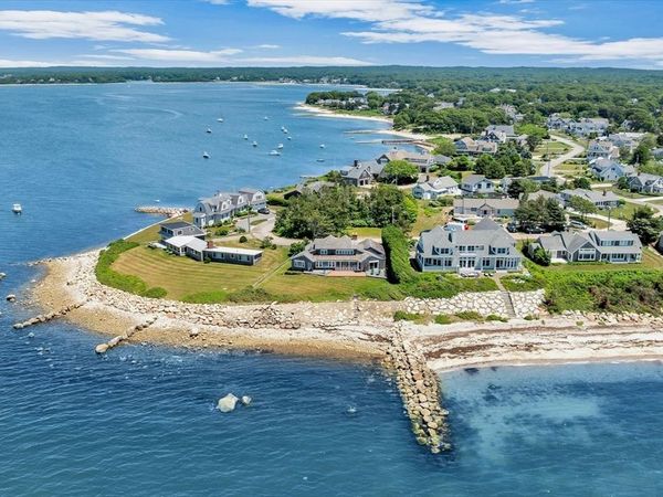 31 Sunset Point Rd, Falmouth, MA 02556