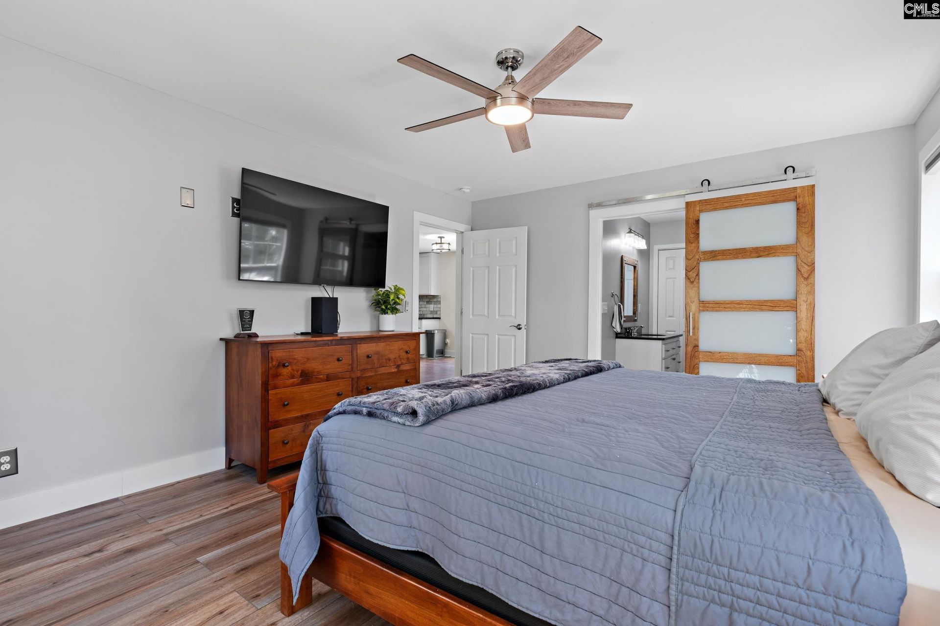 1677 Green Hill Road Photo 14