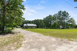 1677 Green Hill Road photo 4