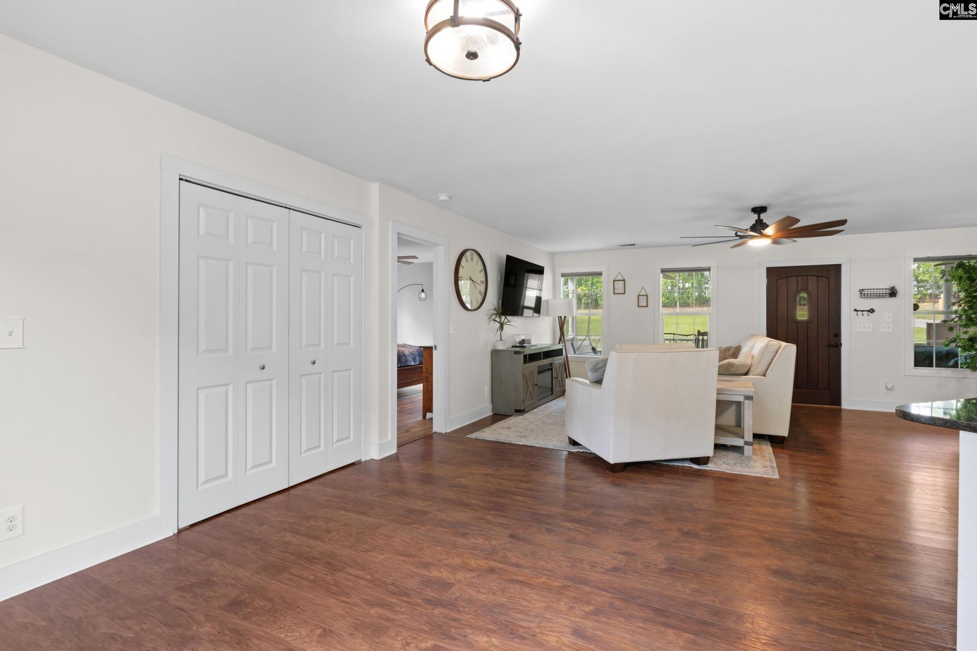 1677 Green Hill Road Photo 9