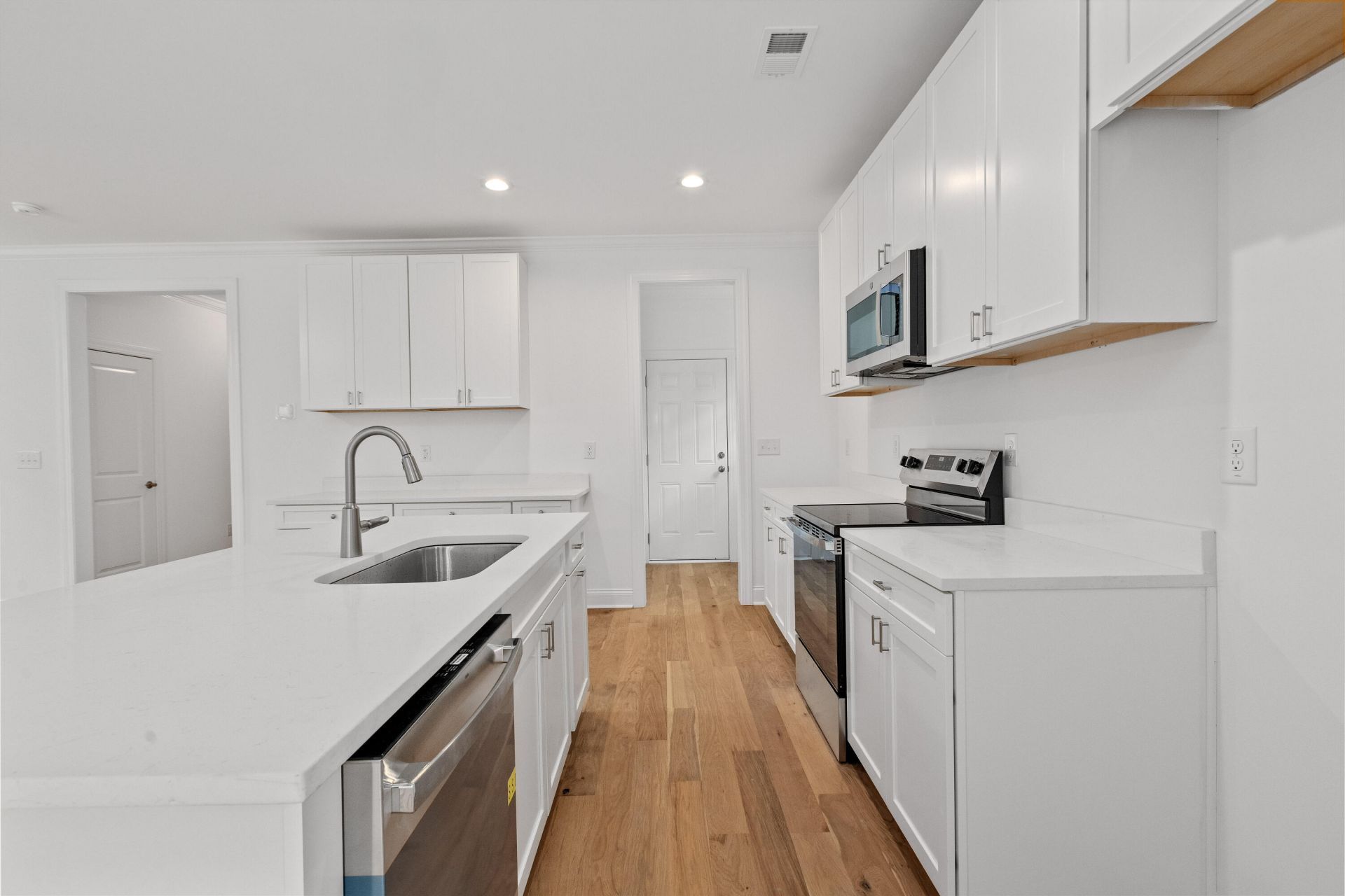 265 Pickens Street Photo 7