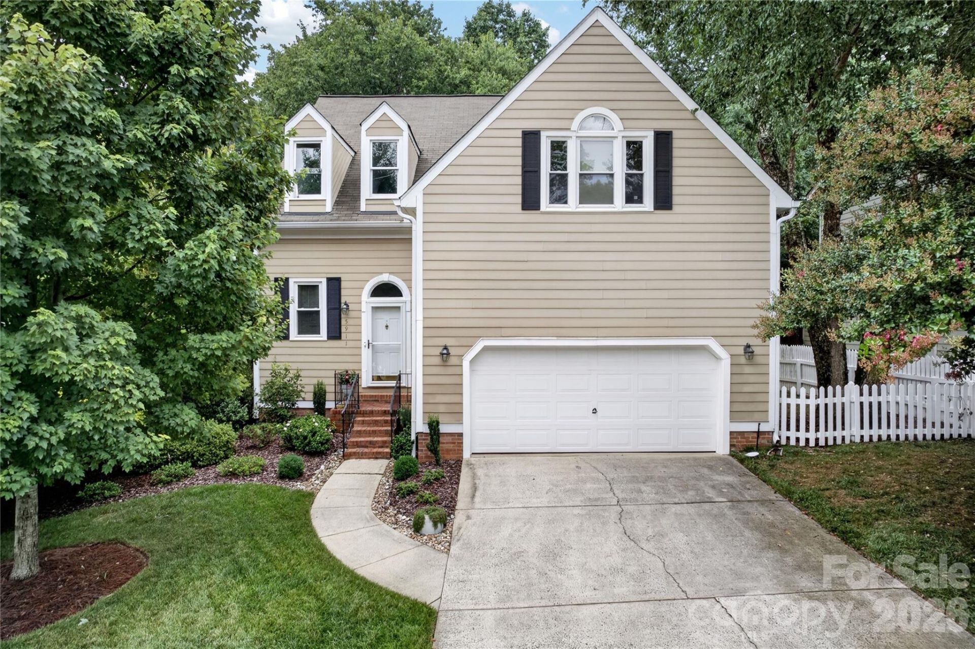 5911 Chalyce Lane, Charlotte, NC 28270 Main Photo