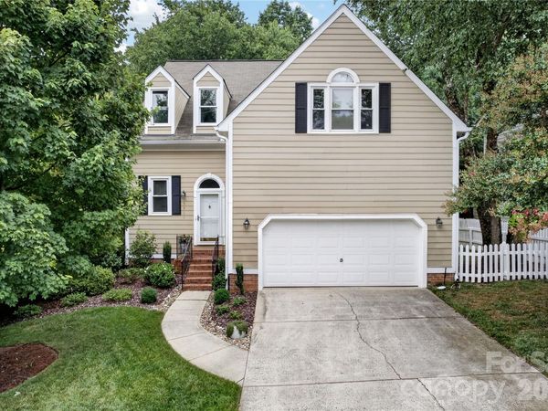 5911 Chalyce Lane, Charlotte, NC 28270