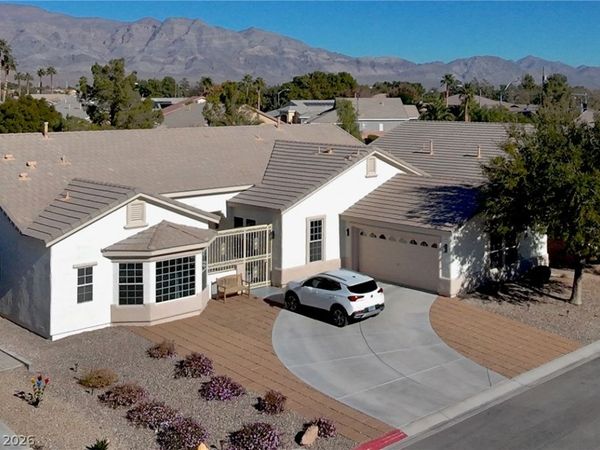 5422 Nestled Moon Court, Las Vegas, NV 89131