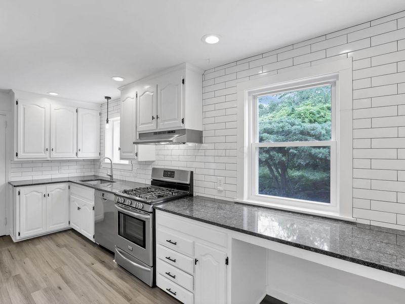 3145 E Broad Street, Columbus, OH 43209 Photo 19