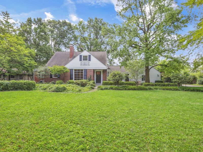 3145 E Broad Street, Columbus, OH 43209 Photo 2
