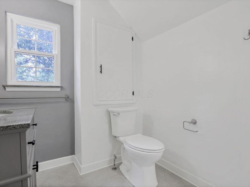 3145 E Broad Street, Columbus, OH 43209 Photo 57