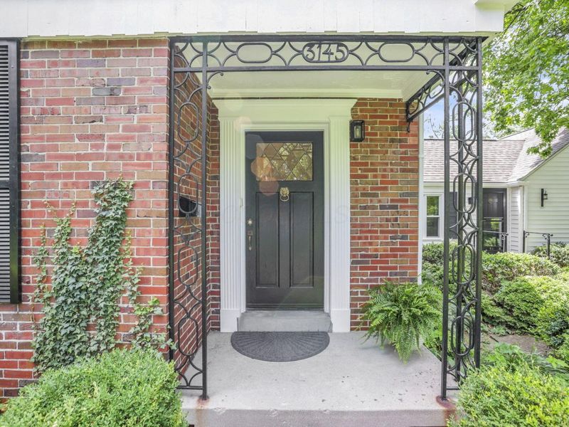 3145 E Broad Street, Columbus, OH 43209 Photo 7